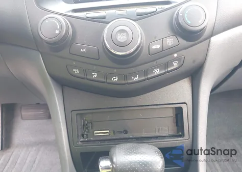 2005 Honda Accord 2.4 Lx из США, поврежденный, VIN 1HGCM564X5A136129